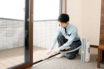 窓ガラス・サッシ・網戸クリーニング